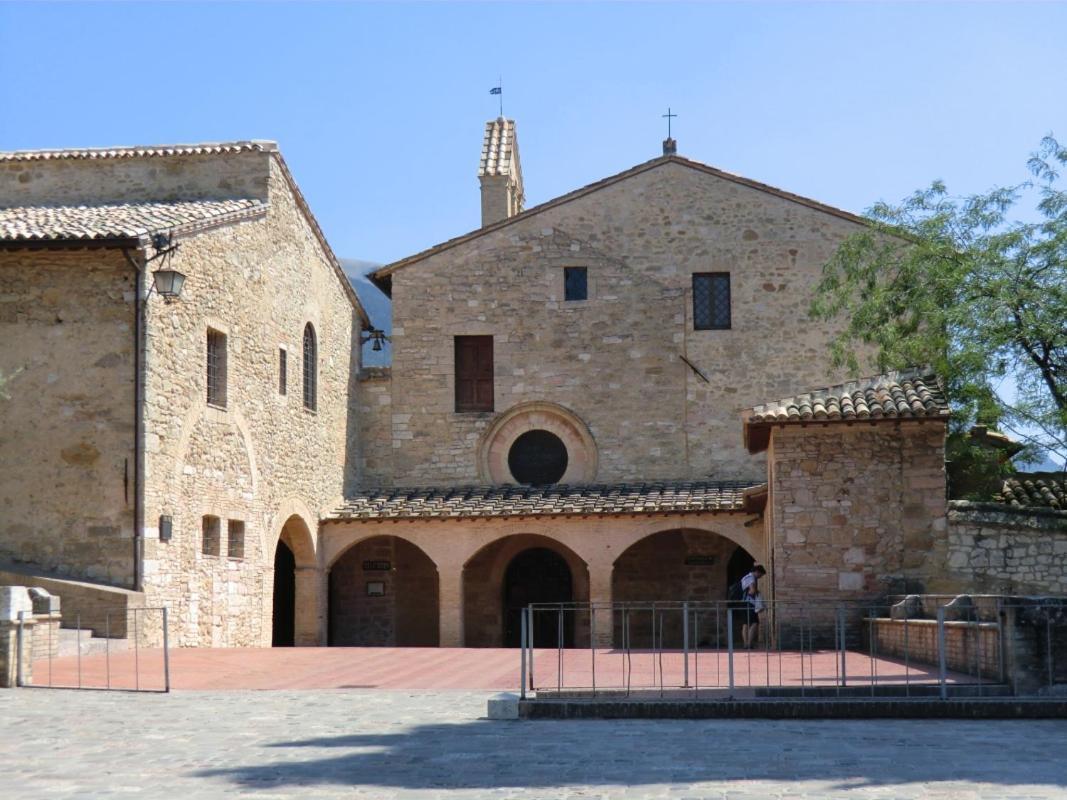 All'Ombra Di San Damiano Ассизи Экстерьер фото